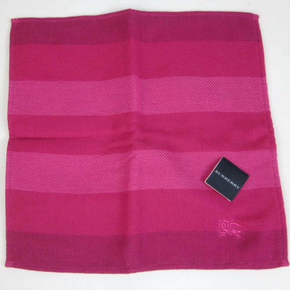 BURBERRY: Pink & Logo Facial Travel Cloth/Towel